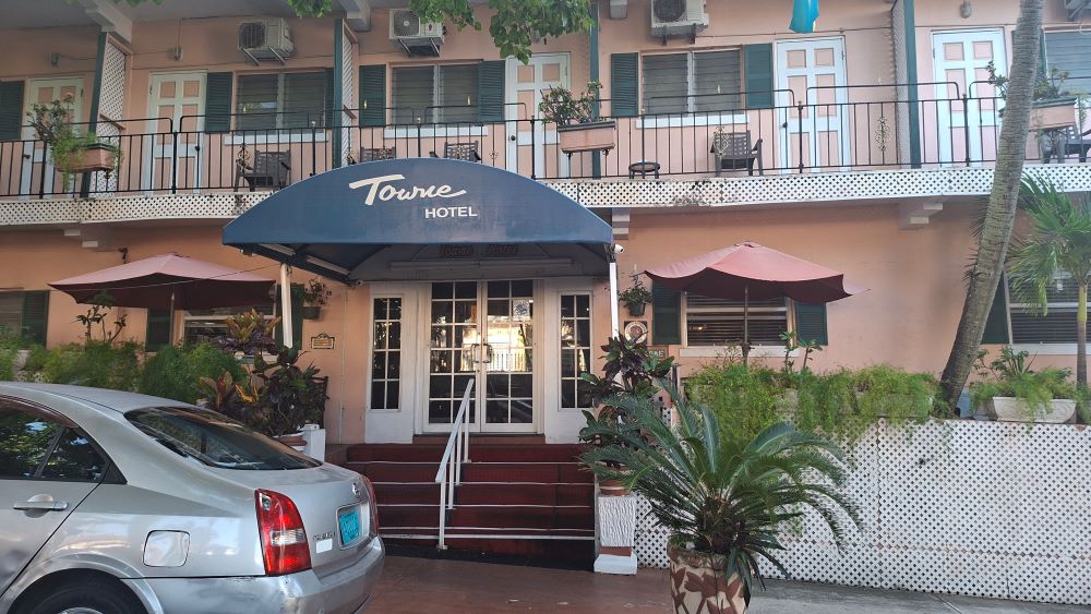 Towne Hotel Nassau Bahamas